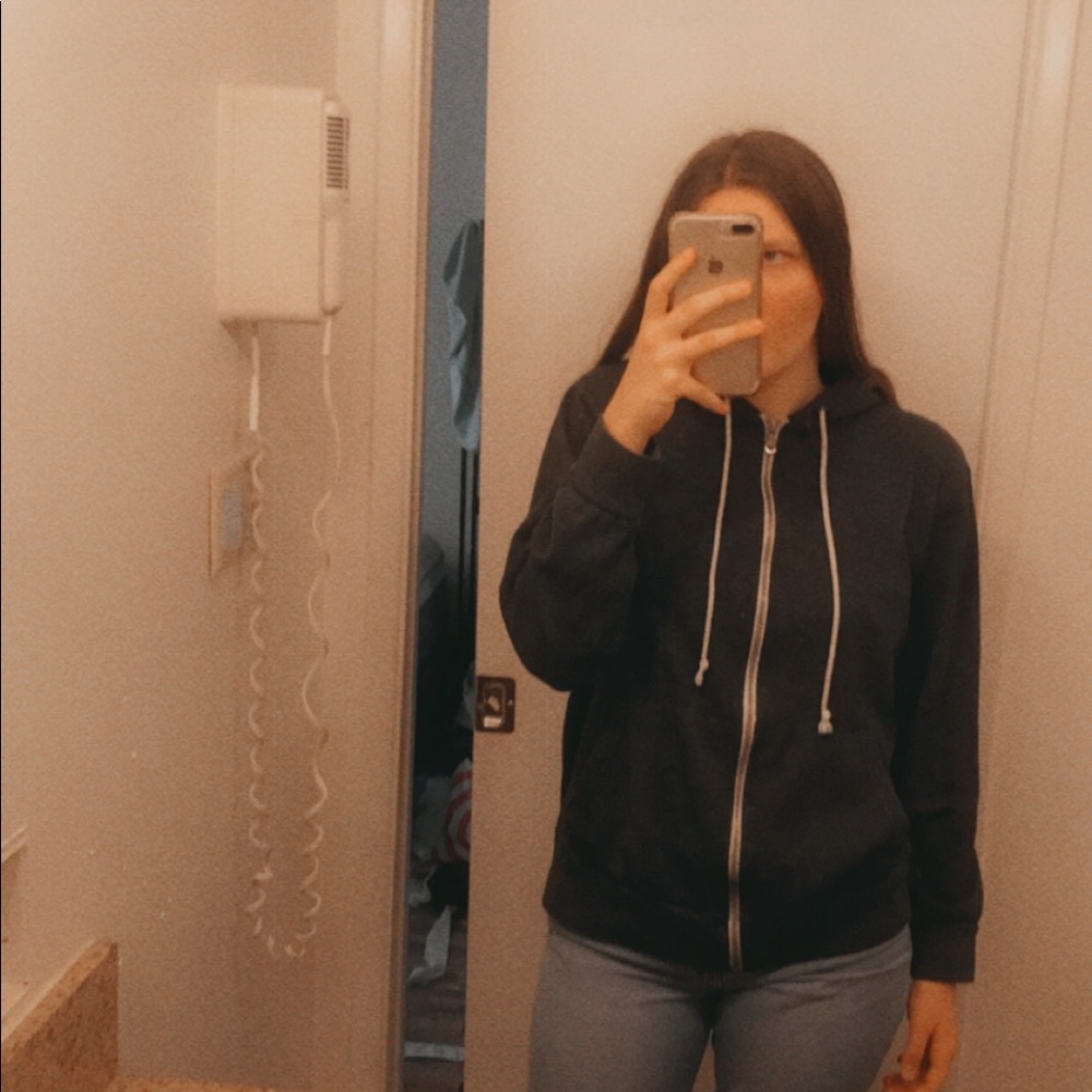 Cute and comfy zip up jacket!!